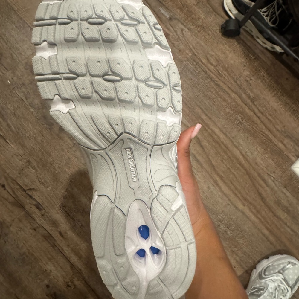 New Balance Women's Polka Dot Sneakers - Picture 3 of 4